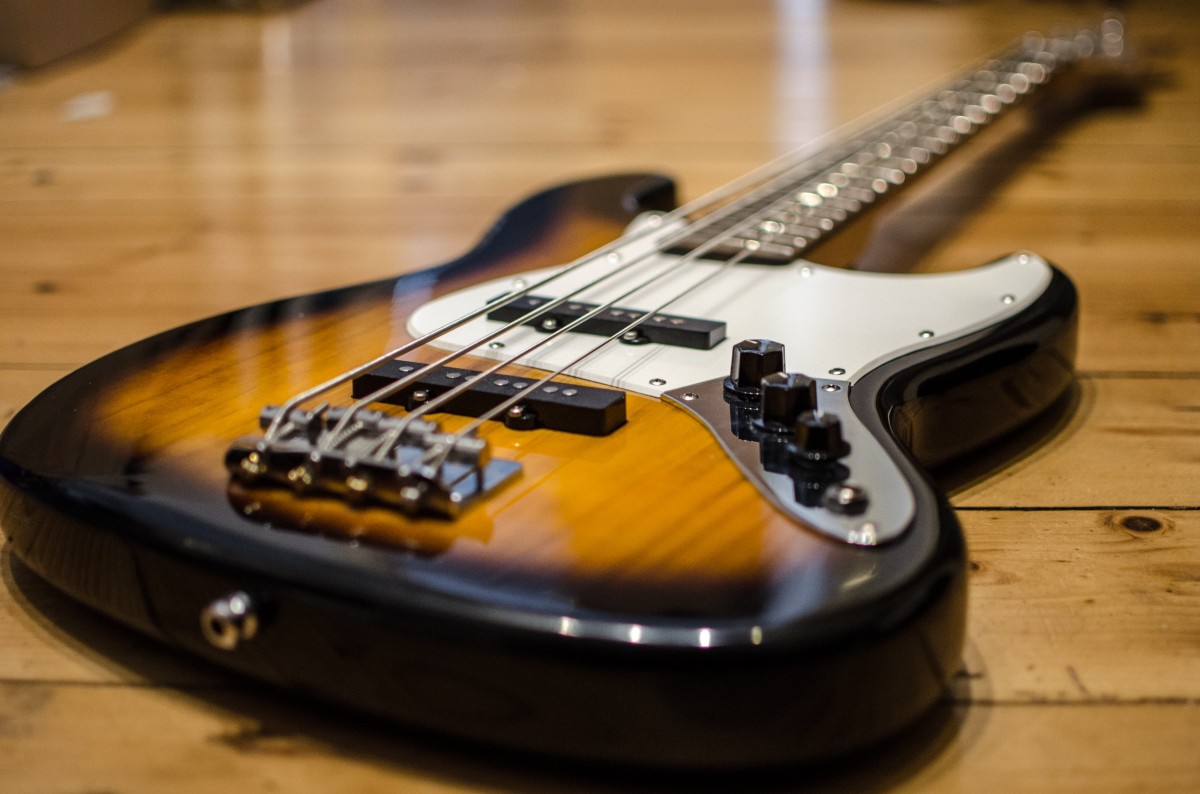 clases de bajo en Barakaldo